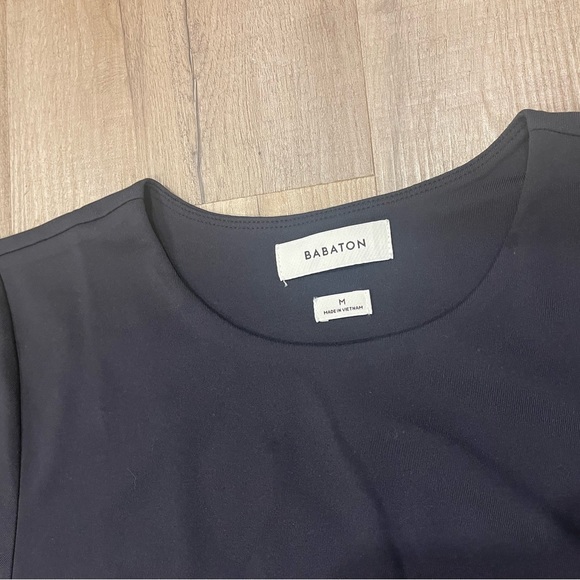 ❌SOLD❌ BABATON Crew Cropped TShirt - Picture 8 of 10